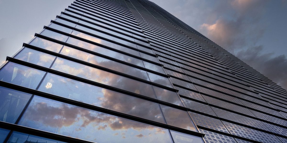 Isolation Thermique par l'Extérieur (ITE) : Pourquoi Combiner Habillage de Façade et Performance Énergétique ?